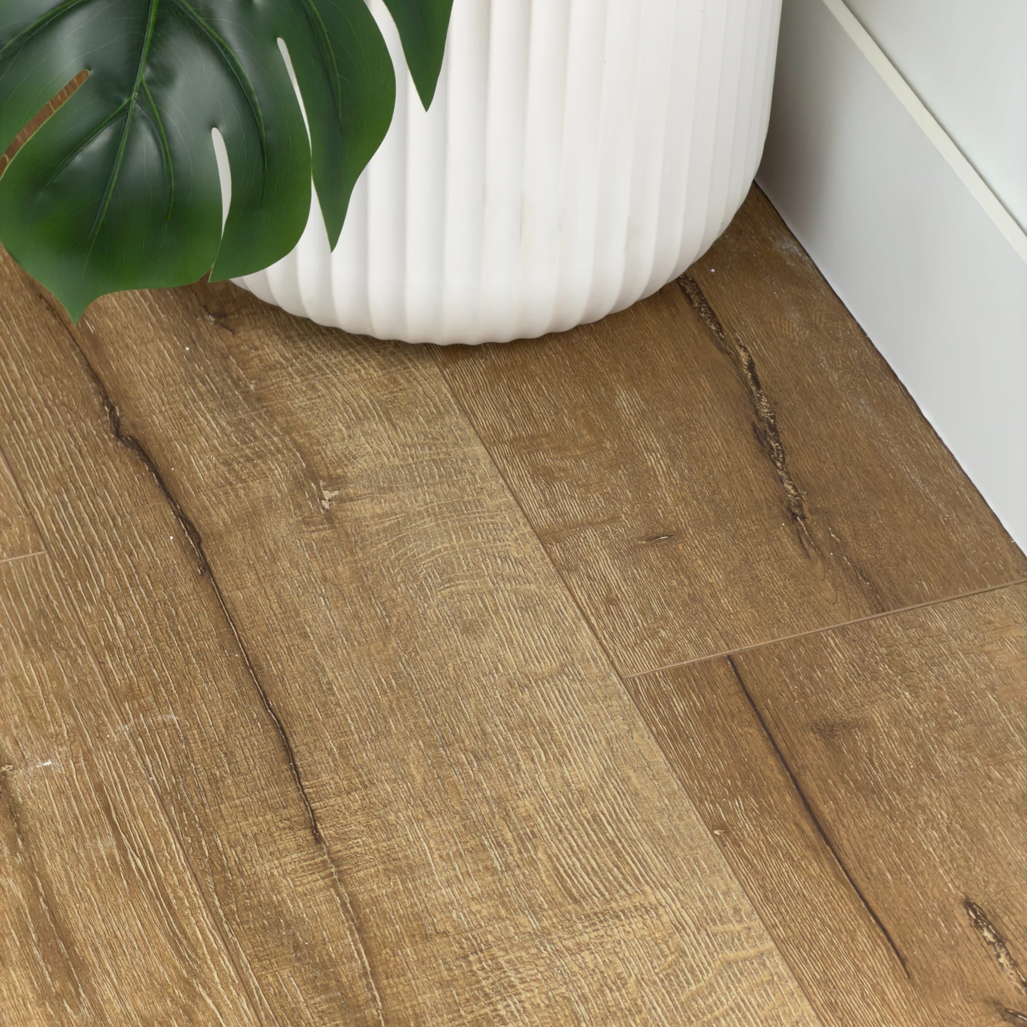 Country Oak Laminate Floors 12mm