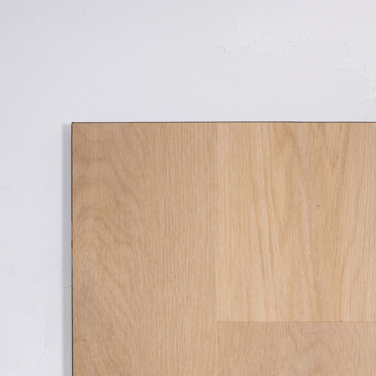 Profile view of French Oak SPC Hybrid Floorboards 7.5+2mm in French Oak colour warm tone hybrid flooring sample