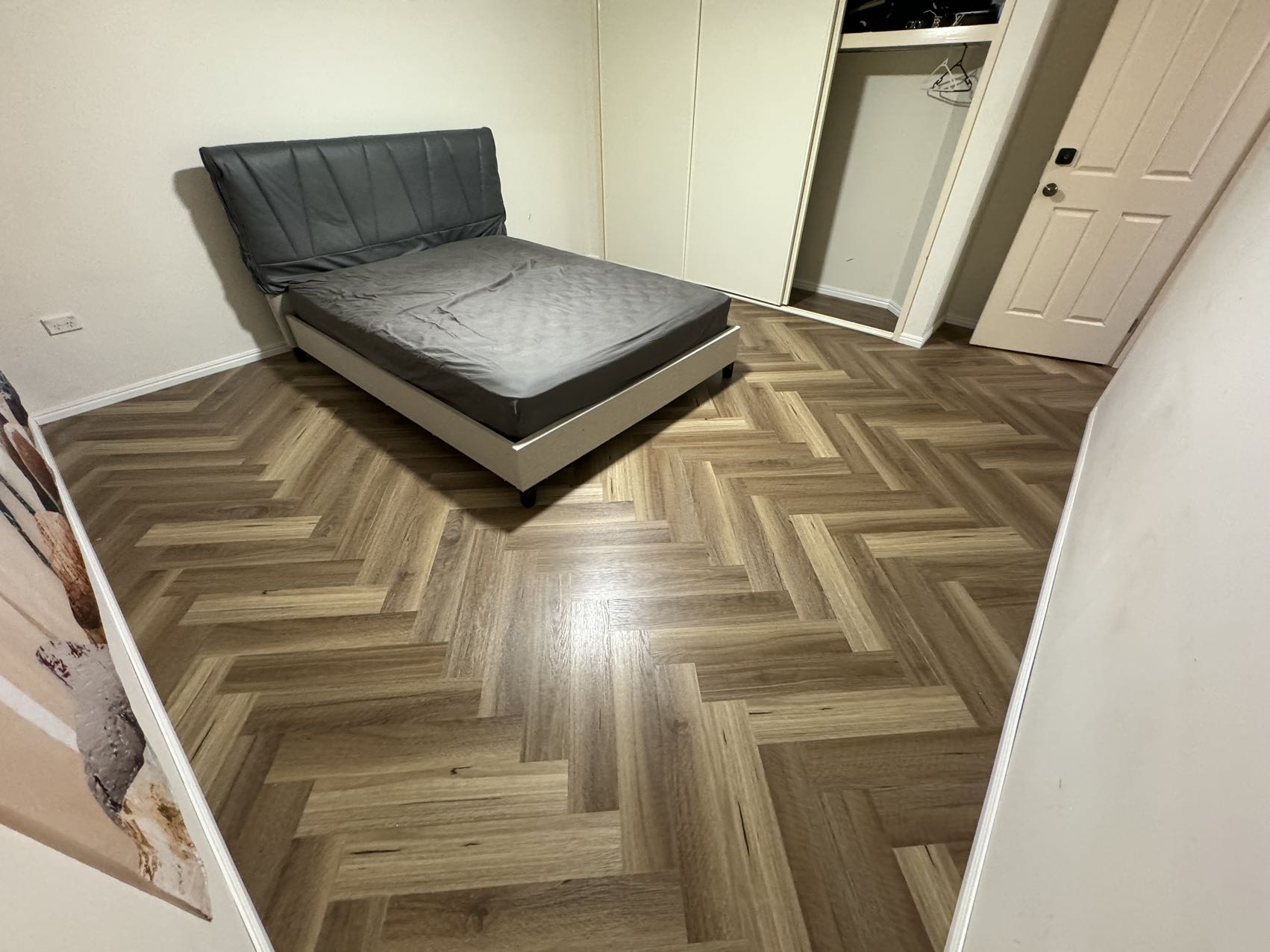 Natural Spotted Gum SPC Hybrid Floorboards Herringbone 7.5+2mm