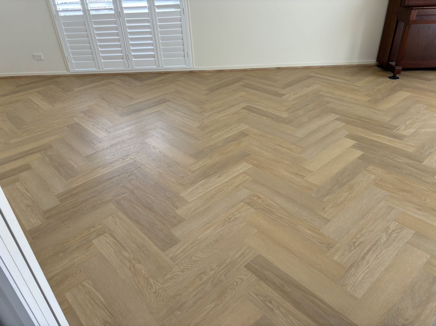French Oak SPC Herringbone 9.5mm