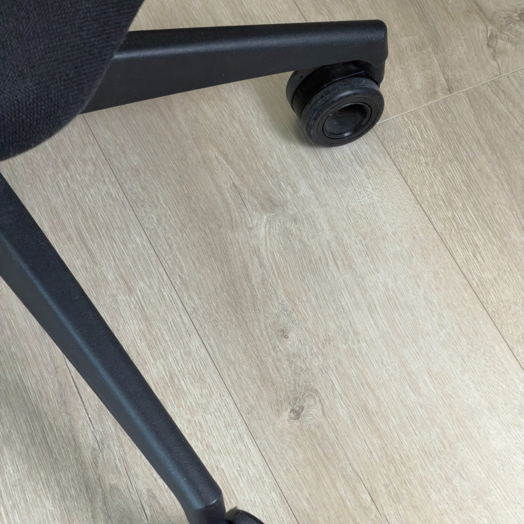 Ivory White Laminate Floors 12mm