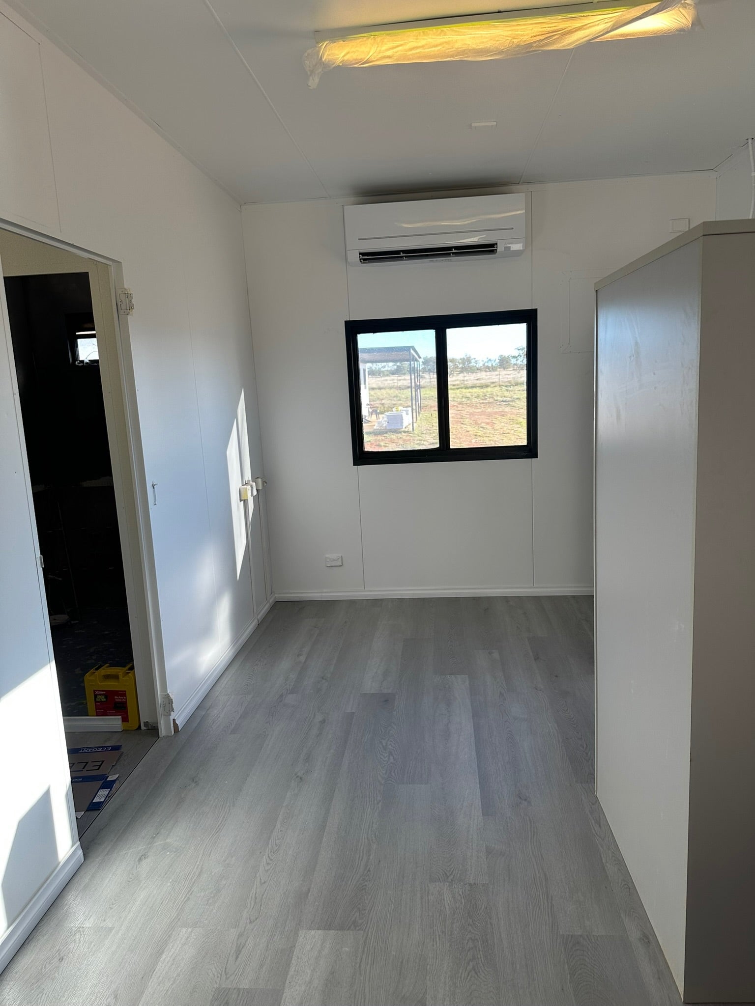 Light Grey SPC Hybrid Floorboards 5+1.5mm