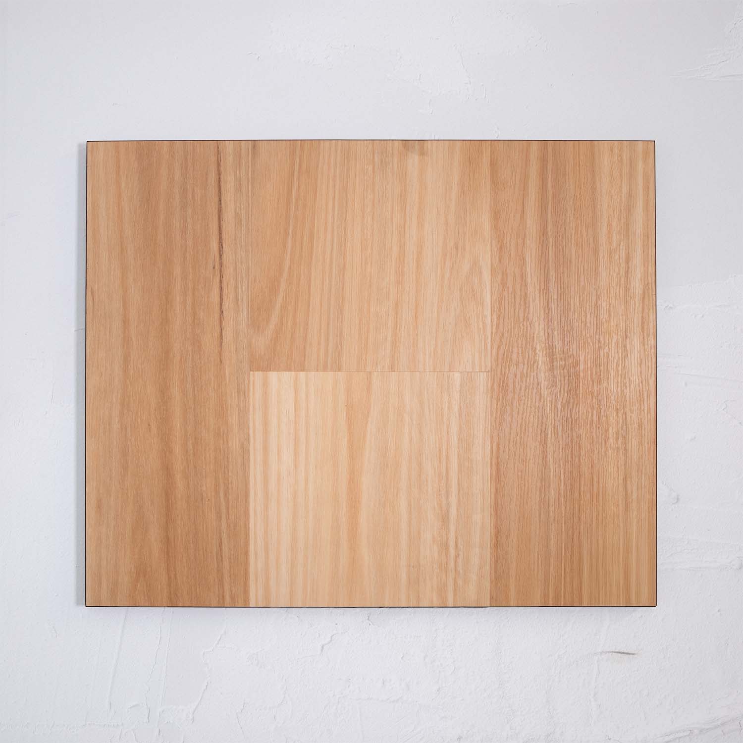 Side view of Natural Blackbutt SPC Hybrid Floorboards 7.5+2mm in Natural Blackbutt colour dark shade hybrid flooring sample