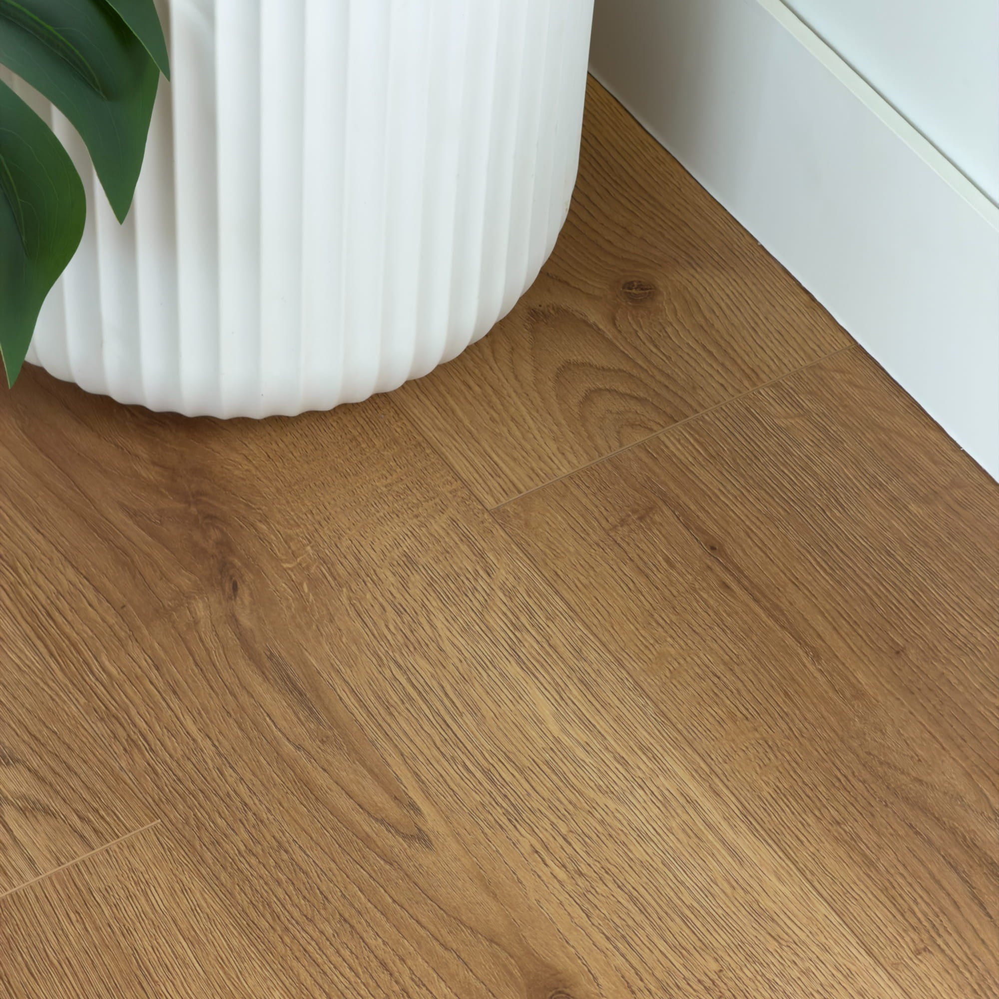 Natural Oak Laminate Floors 12mm