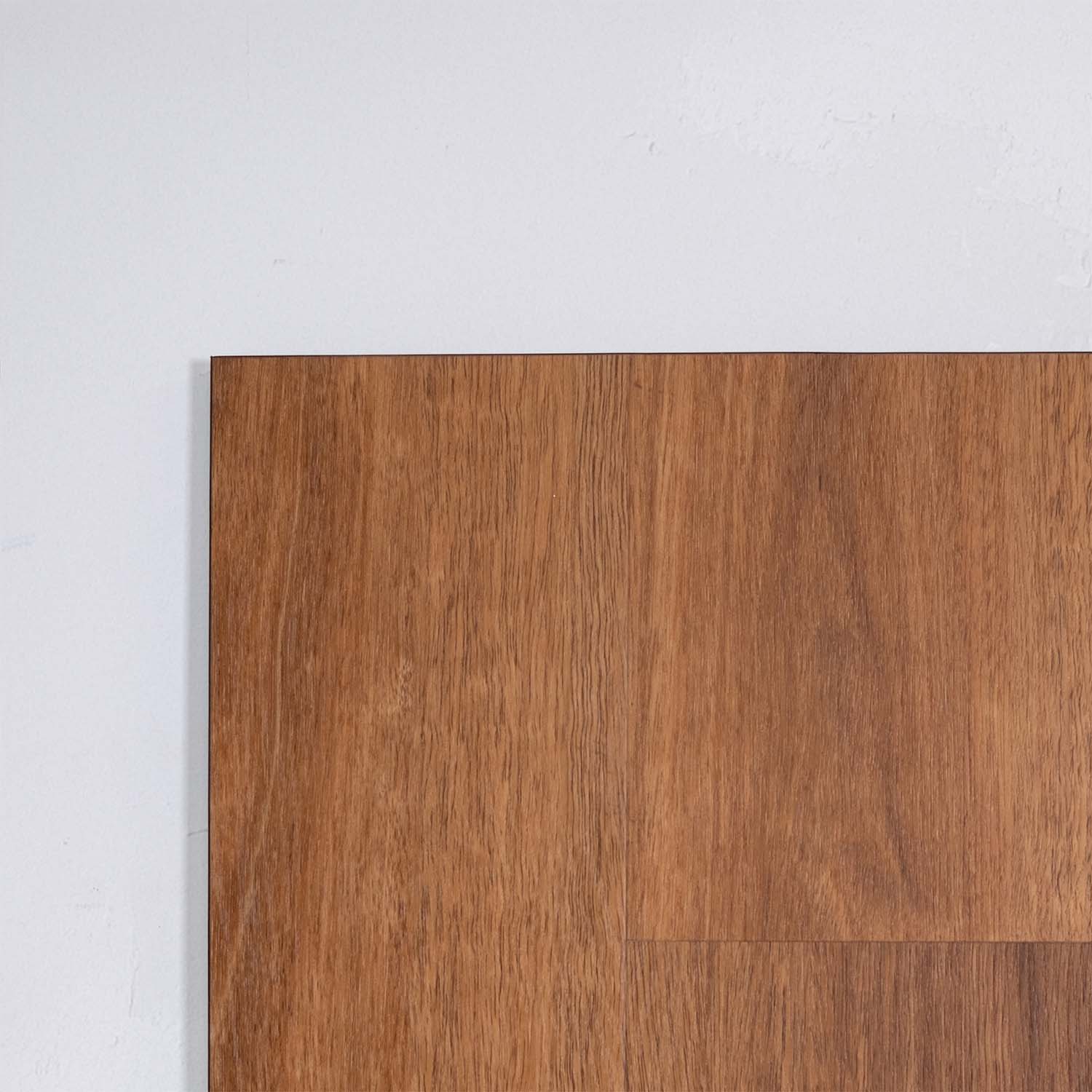 Close-up of Pacific Spotted Gum SPC Hybrid Floorboards 7.5+2mm in Pacific Spotted colour warm tone hybrid flooring sample